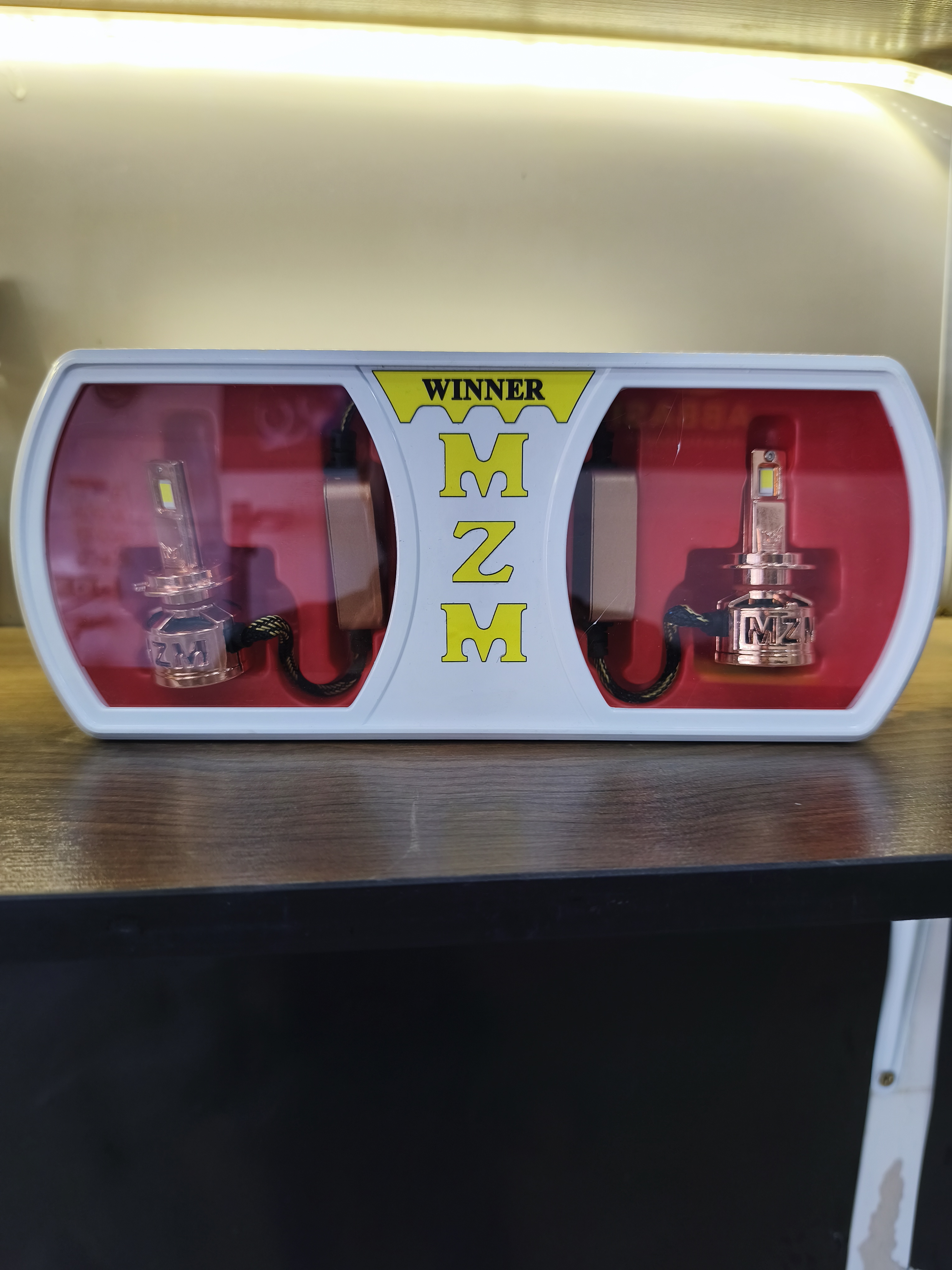 هدلایت وینر